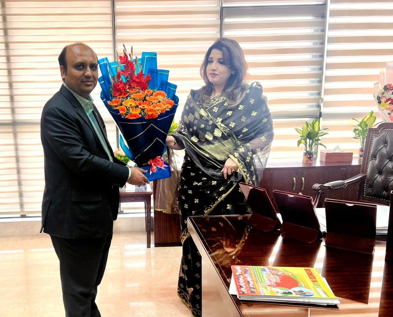 পররাষ্ট্র প্রতিমন্ত্রী শামা ওবায়েদ ইসলামের সঙ্গে সৌজন্য সাক্ষাৎ করলেন ‘দৈনিক ঢাকা ডায়লগ’-এর নির্বাহী সম্পাদক প্রকৌঃ মোহাম্মদ সজীবুল-আল-রাজীব