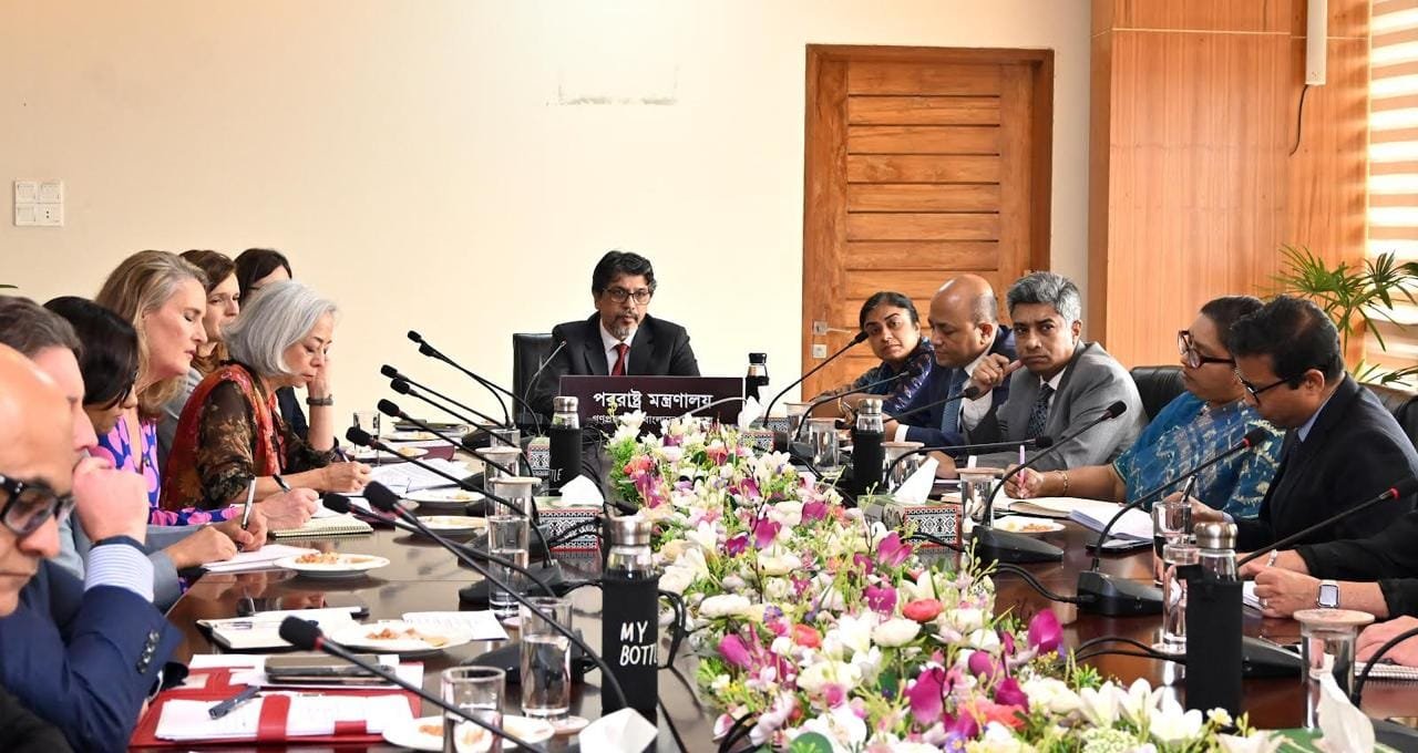 মার্কিন শ্রম প্রতিনিধিদল পররাষ্ট্র সচিব রাষ্ট্রদূতের সঙ্গে দেখা করেছেন