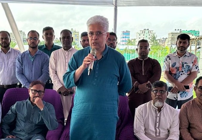 'পতিত ফ্যাসিবাদি শক্তি দেশকে অস্থিতিশীল করার অপচেষ্টা অব্যহত রেখেছে' - শিল্প উপদেষ্টা