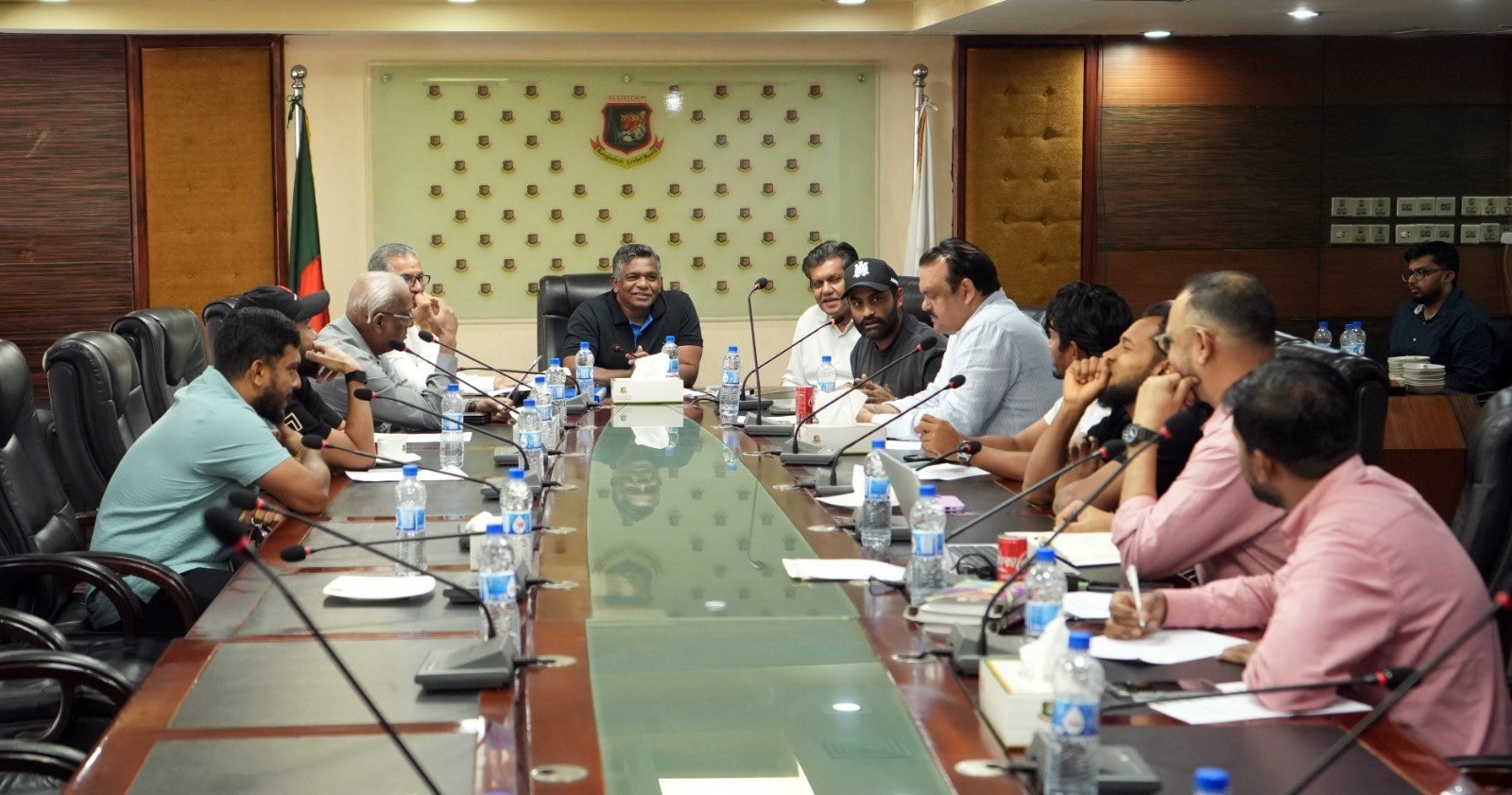 বিসিবি'র উদ্যোগে তারকা ক্রিকেটারদের অংশগ্রহণে ‘BPL Players’ Mic’ শীর্ষক উন্মুক্ত আলোচনা সভা অনুষ্ঠিত