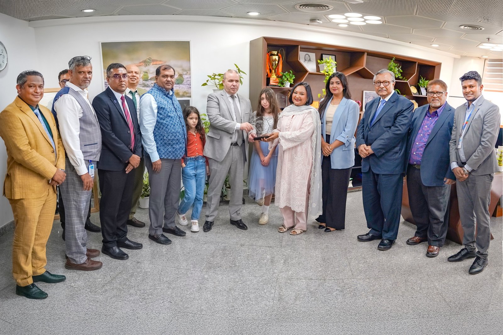 আলজেরিয়া-বাংলাদেশ শিক্ষা সম্পর্ক জোরদারে এআইইউবি সফর করলেন আলজেরিয়ার রাষ্ট্রদূত