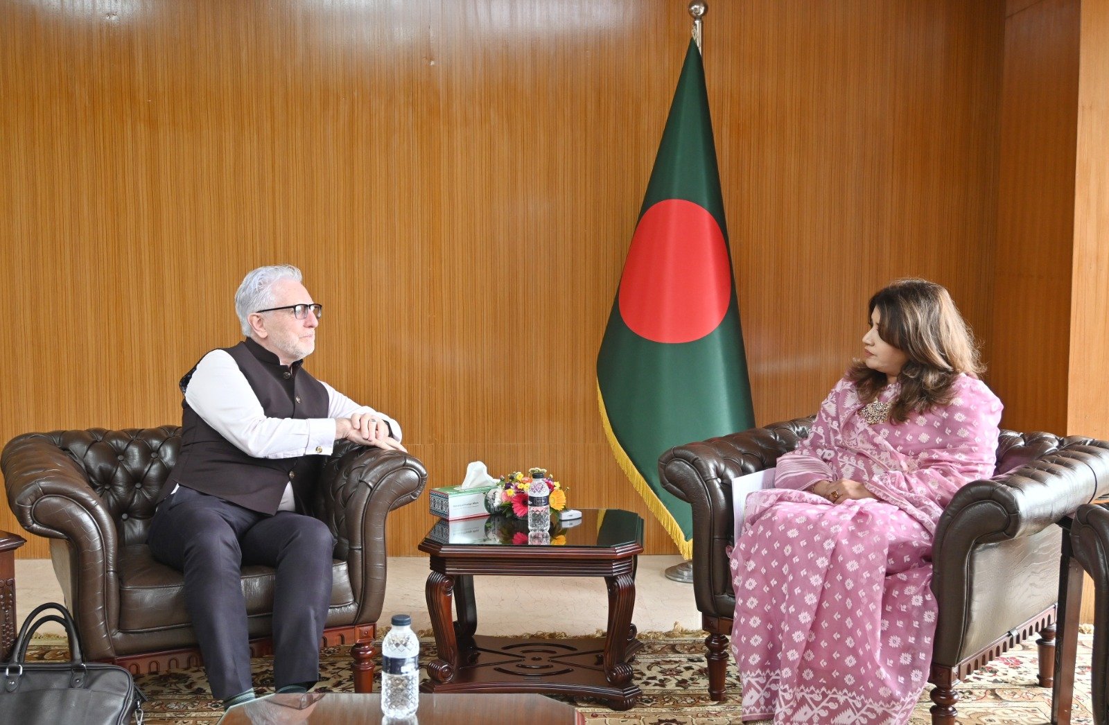 বাংলাদেশ ও আয়ারল্যান্ড অংশীদারিত্ব সম্প্রসারণ ও বৈশ্বিক সহযোগিতা জোরদারে পুনরায় অঙ্গীকার ব্যক্ত করেছে