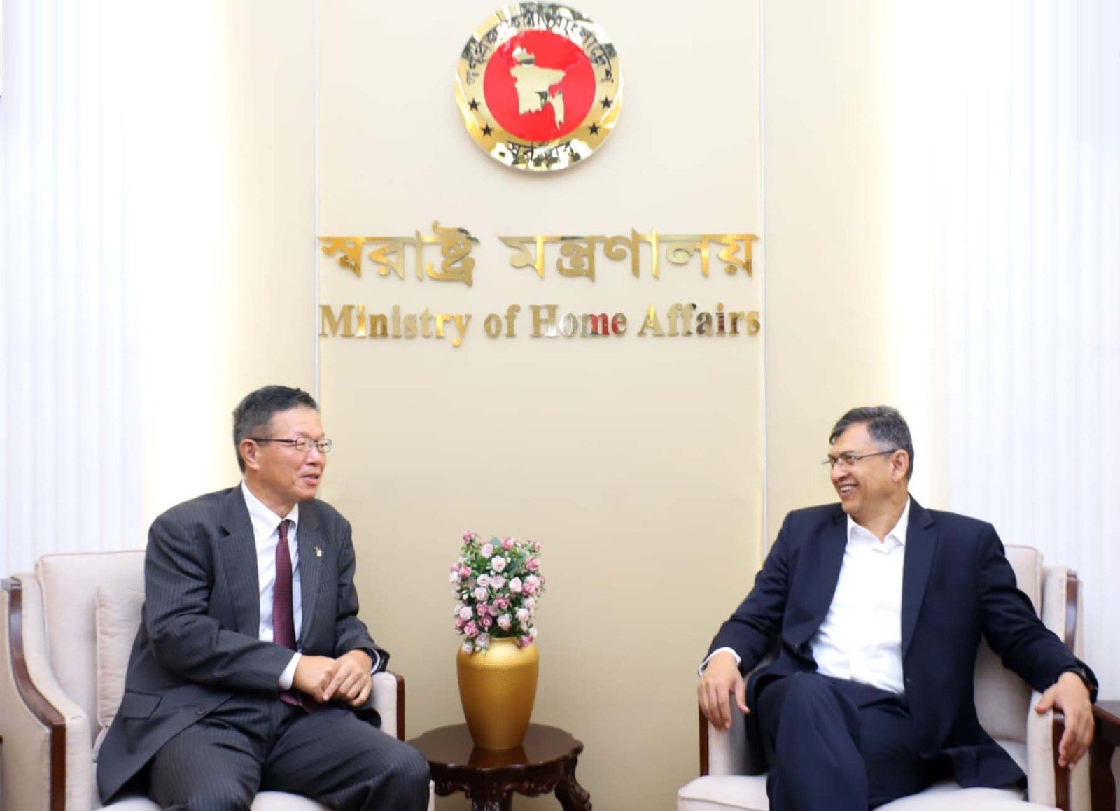 পুলিশ পুনর্গঠনে জাপানের সহযোগিতা চেয়েছেন স্বরাষ্ট্রমন্ত্রী সালাহউদ্দিন আহমদ