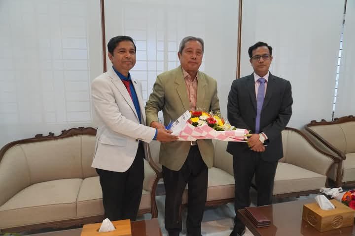 রাঙ্গামাটিতে নবনিযুক্ত জেলা প্রশাসকের দায়িত্ব গ্রহণ