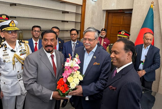 ত্রয়োদশ জাতীয় সংসদের স্পিকার নির্বাচিত হলেন মেজর (অব.) হাফিজ উদ্দিন আহমদ (বীর বিক্রম), ডেপুটি স্পিকার কায়সার কামাল