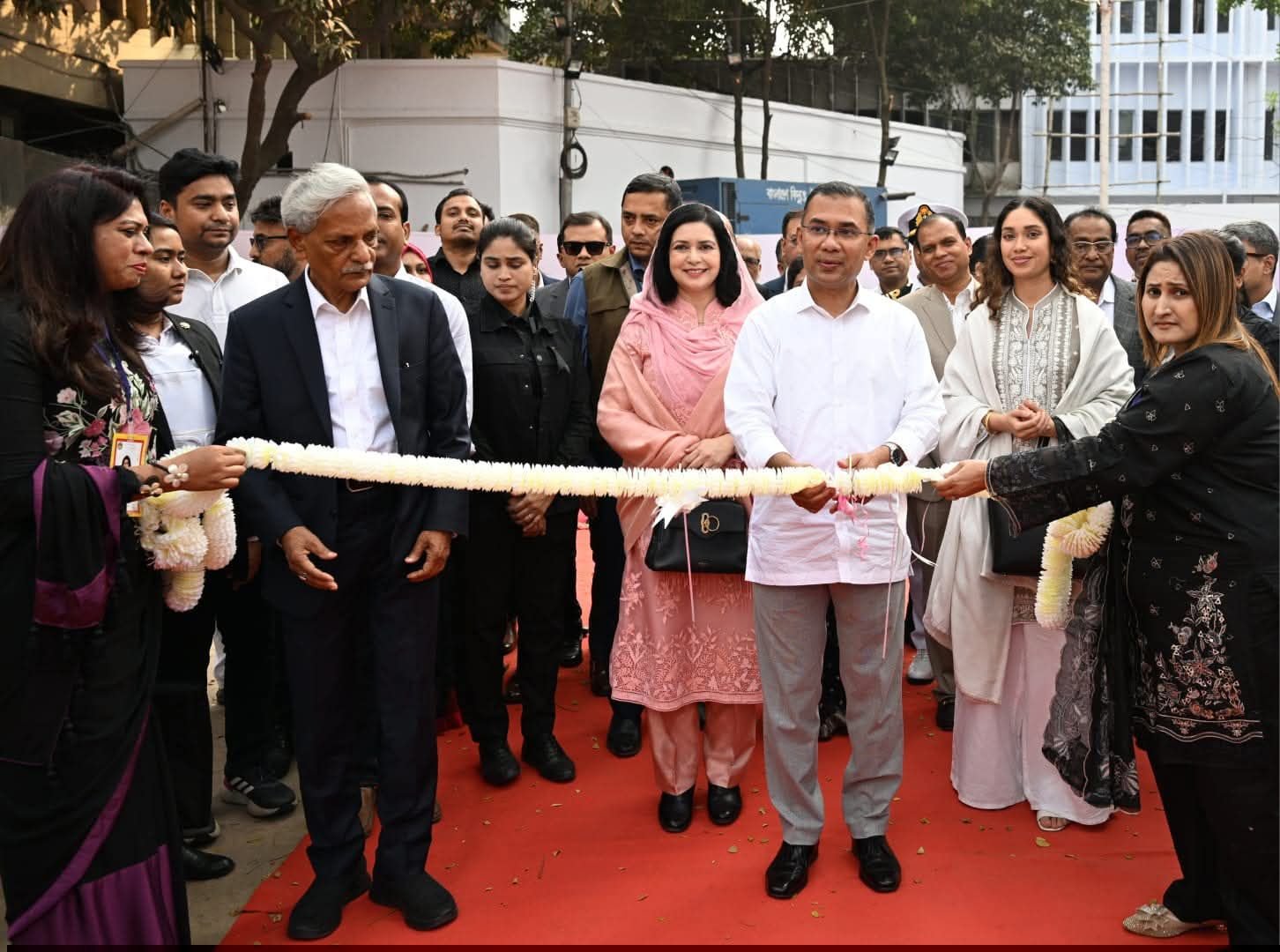 অমর একুশে বইমেলা ২০২৬ উদ্বোধন করেন প্রধানমন্ত্রী তারেক রহমান