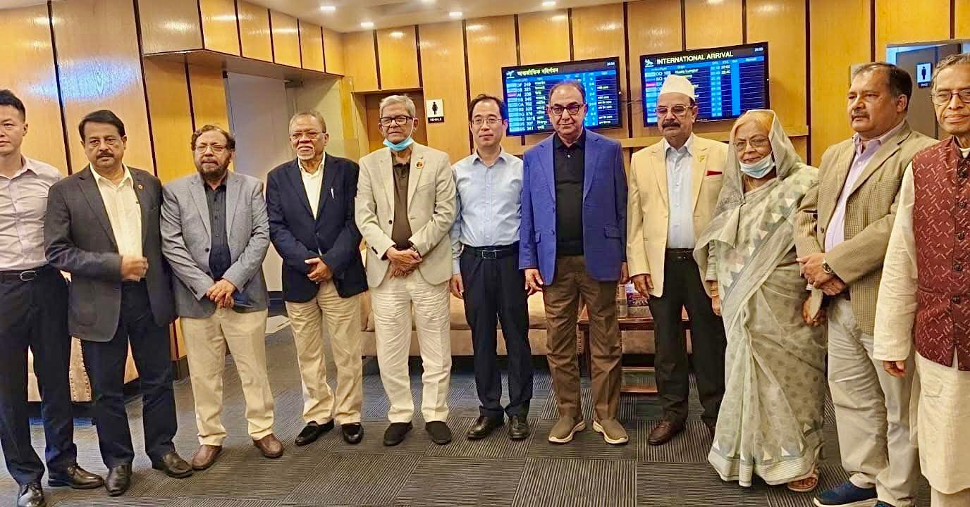 বিএনপি’র উচ্চ পর্যায়ের প্রতিনিধি দল চীনের কমিউনিস্ট পার্টির আমন্ত্রণে চীন সফরে গিয়েছেন