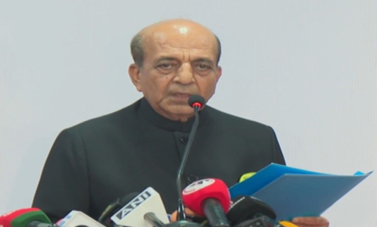 দুই বছর পর বাংলাদেশিদের জন্য পুনরায় ট্যুরিস্ট ভিসা চালু করলো ভারত: ভারতের নবনিযুক্ত হাইকমিশনার দীনেশ ত্রিবেদী