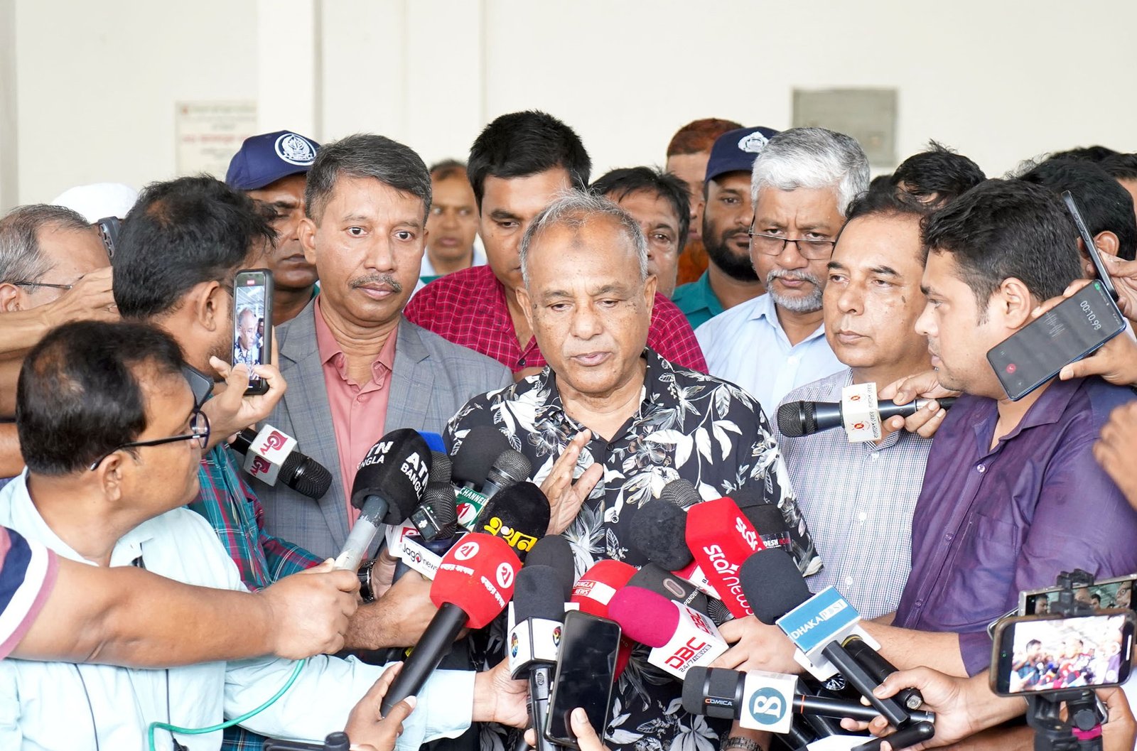 সরকারিভাবে আলু ক্রয় করা হবে- কৃষি ও স্বরাষ্ট্র উপদেষ্টা
