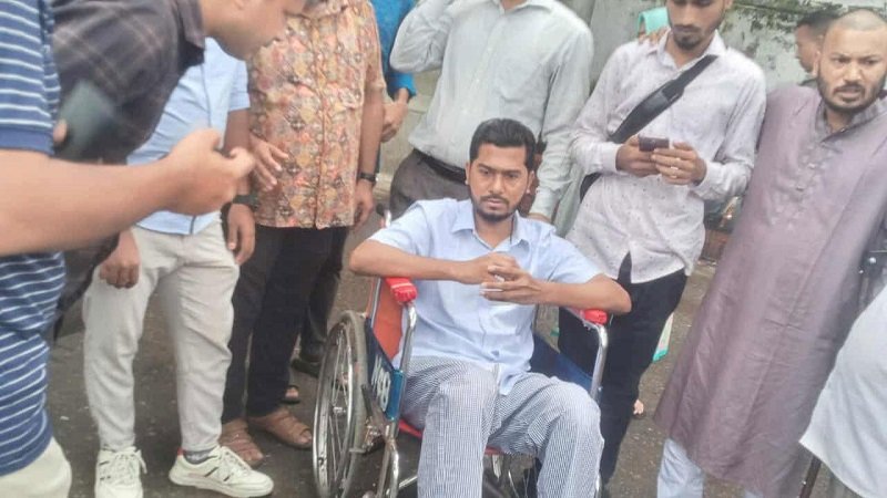 হাসপাতাল থেকে বাসায় ফিরলেন নুরুল হক নুর