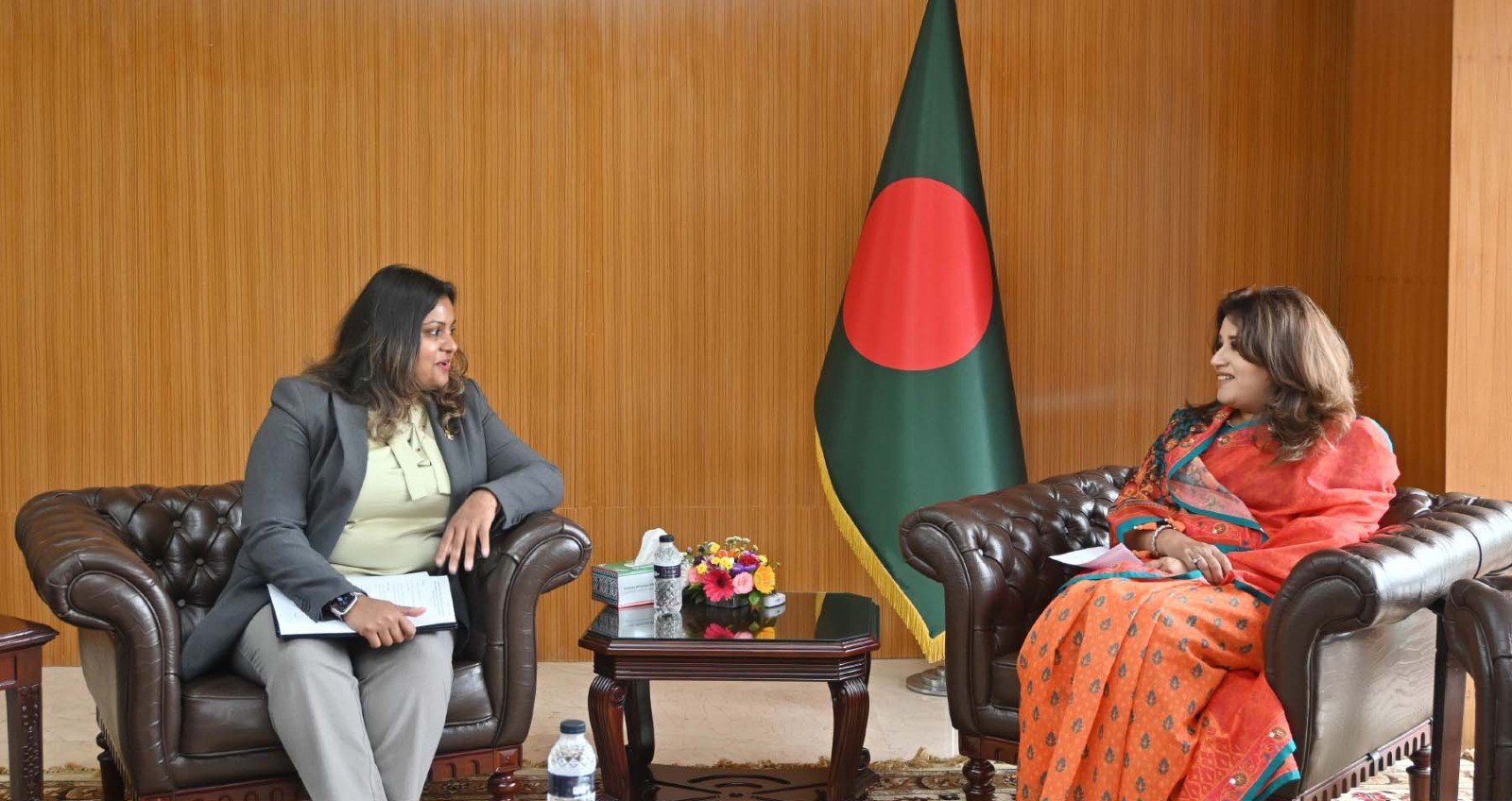 মালয়েশিয়া ও ঢাকার মধ্যে সরাসরি ফ্লাইট চালুকে স্বাগত জানিয়েছে বাংলাদেশ