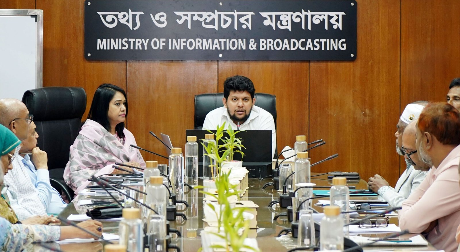 জুলাই গণ-অভ্যুত্থান স্মরণে তথ্য মন্ত্রণালয়ের উদ্যোগে পোস্টার ও পোস্টকার্ড প্রকাশ