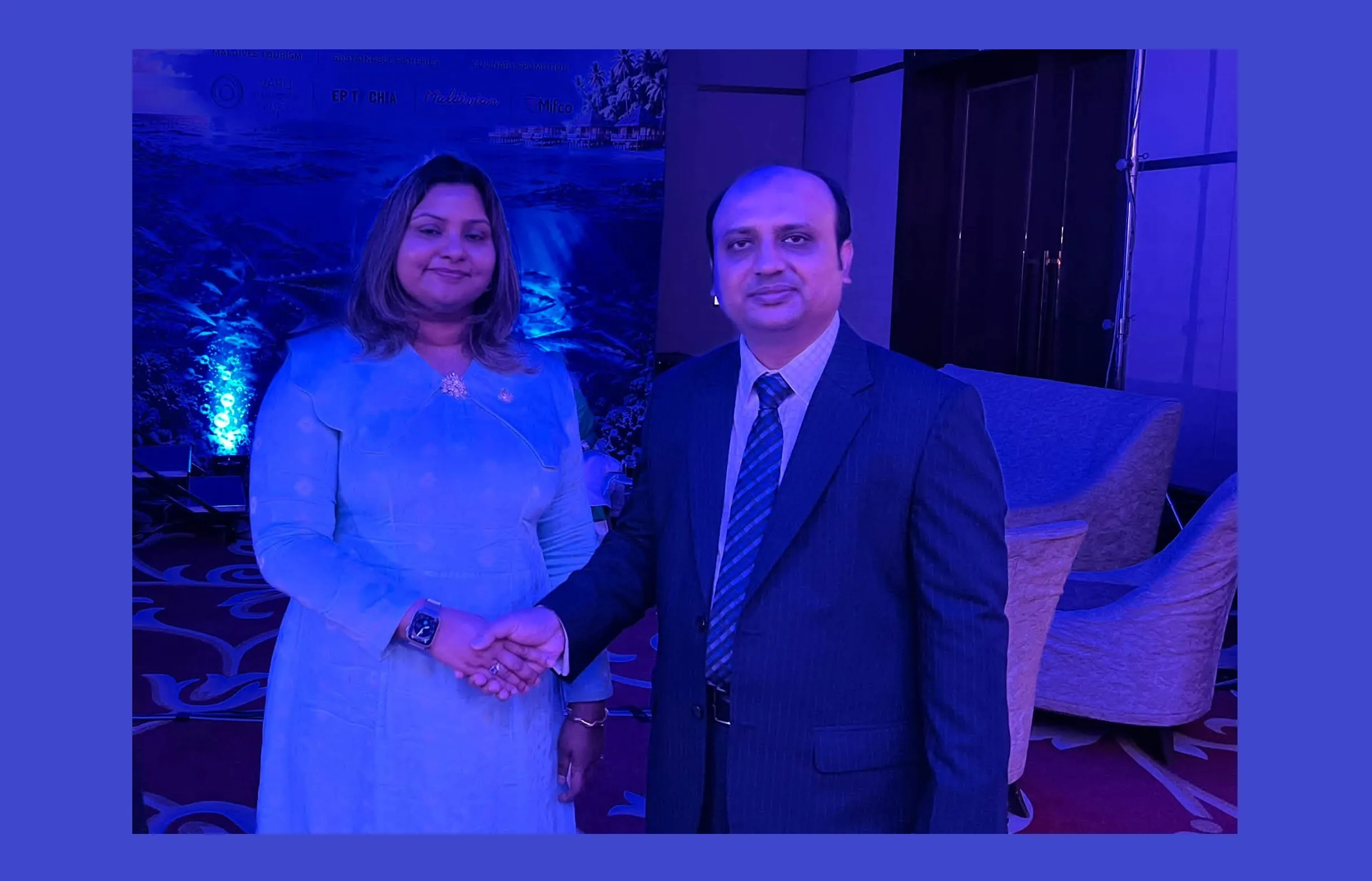‘দ্য গ্রেট টুনা গালা’য় মালদ্বীপ হাইকমিশনারকে অভিনন্দন জানালেন ‘দৈনিক ঢাকা ডায়লগ’ এর সম্পাদক