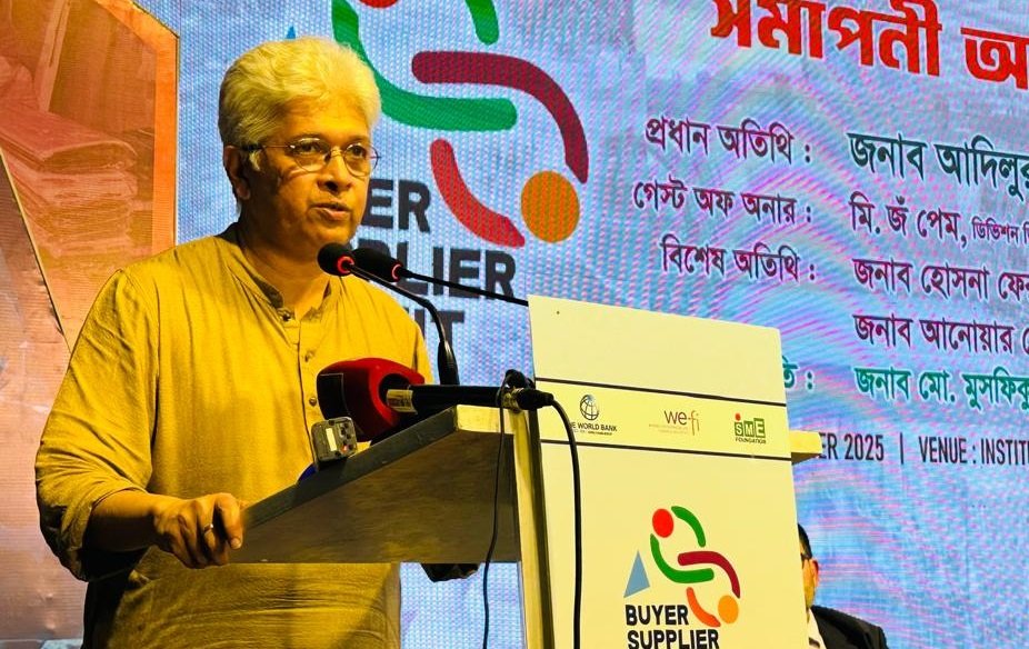 ক্ষুদ্র ও মাঝারি শিল্প খাত দেশের জিডিপিতে প্রায় ত্রিশ শতাংশ অবদান রাখছে: শিল্প উপদেষ্টা