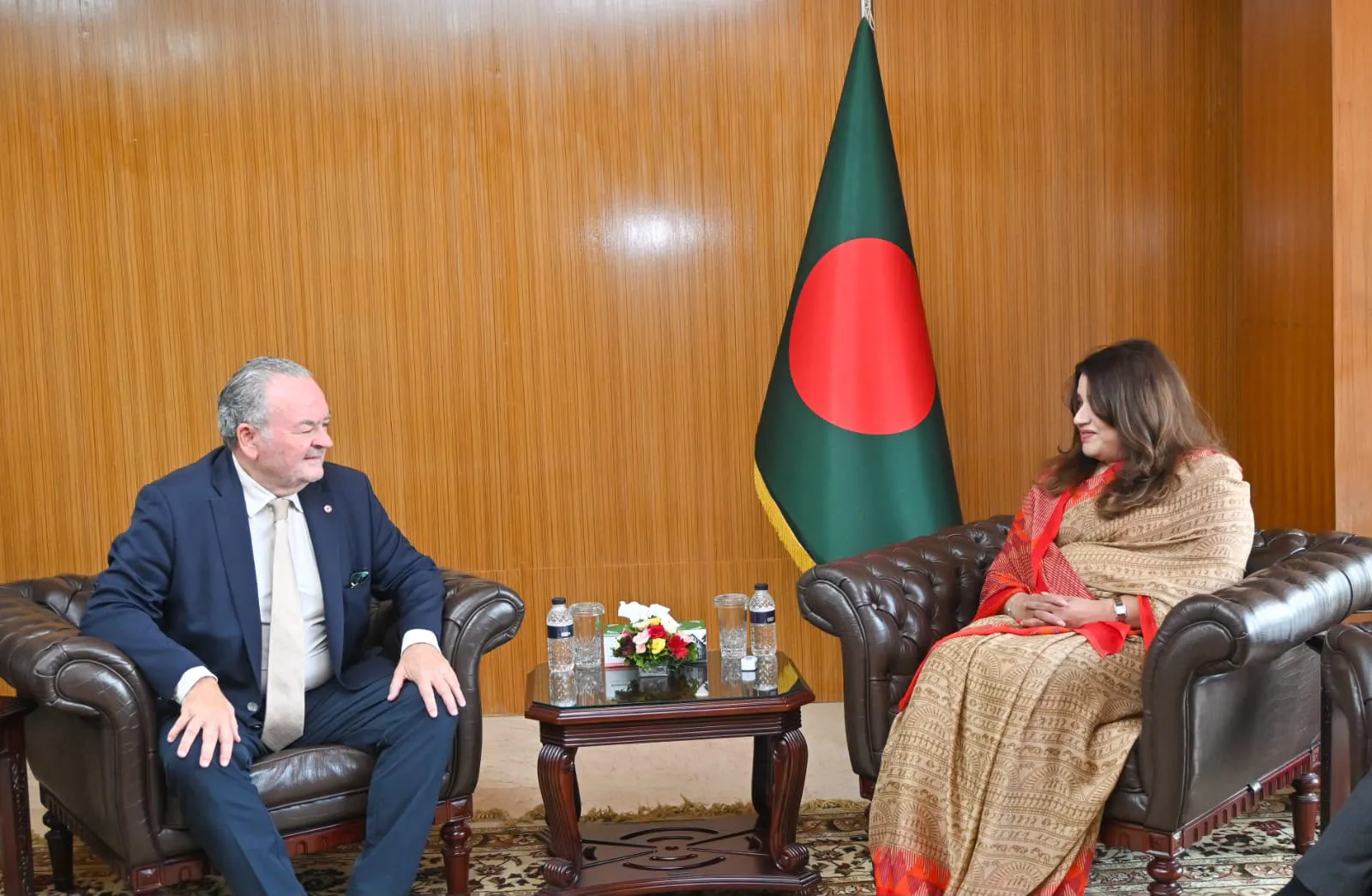 অনিয়মিত অভিবাসন ও মানবপাচার রোধে ফ্রান্সের সঙ্গে কাজ করবে বাংলাদেশ