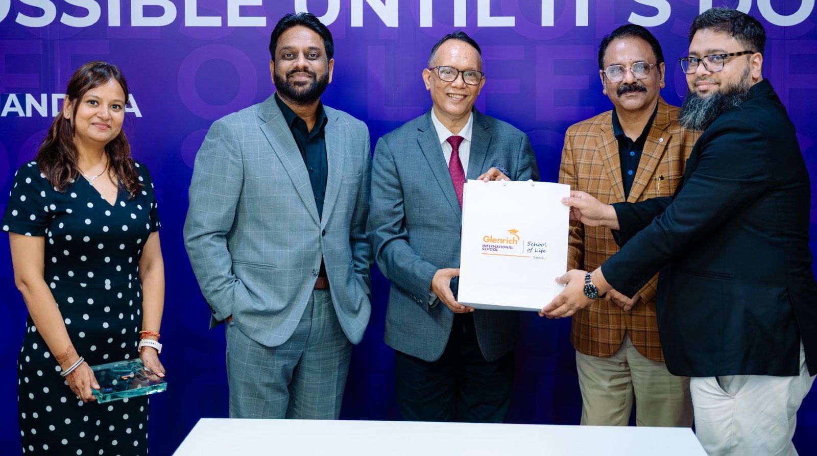 গ্লেনরিচ ইন্টারন্যাশনাল স্কুলে এফআইসিসিআই নির্বাহী পরিচালকের পরিদর্শন