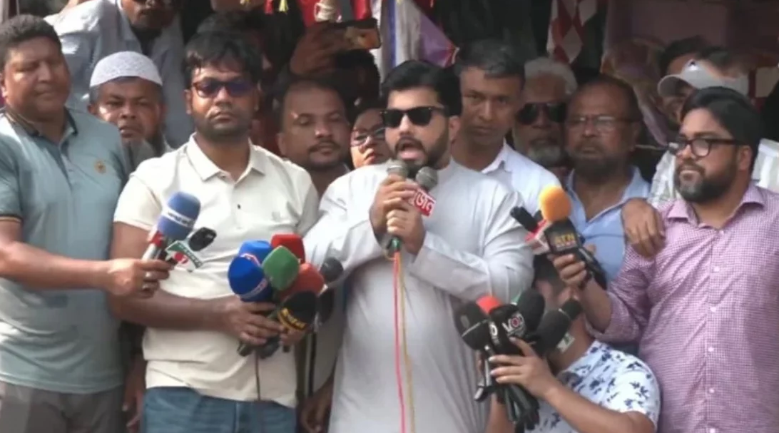 ৪৮ ঘণ্টার জন্য আন্দোলন স্থগিতের ঘোষণা ইশরাকের