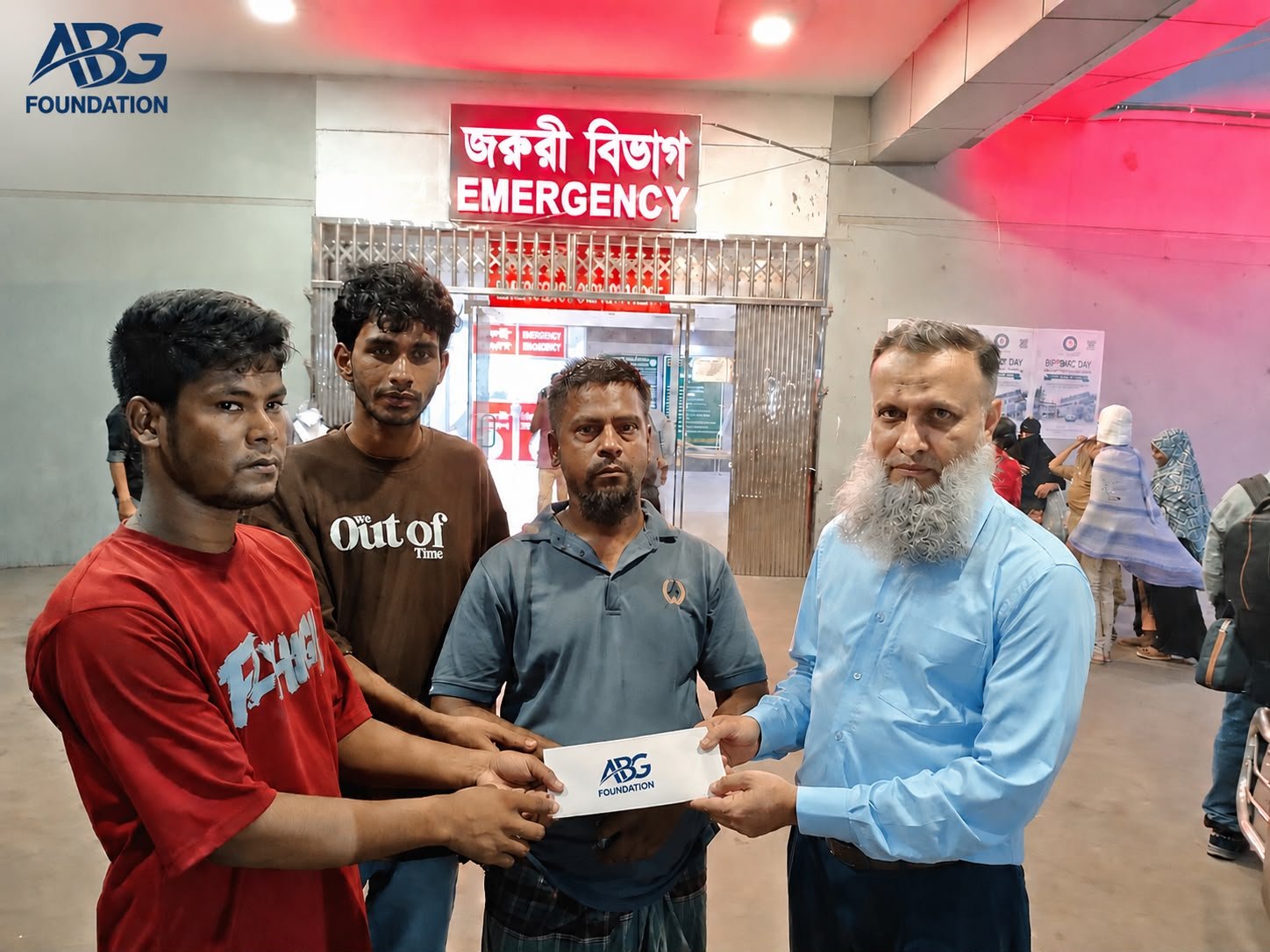 দগ্ধ রাকিবের চিকিৎসায় আনভীর বসুন্ধরা গ্রুপ ফাউন্ডেশনের সহায়তা