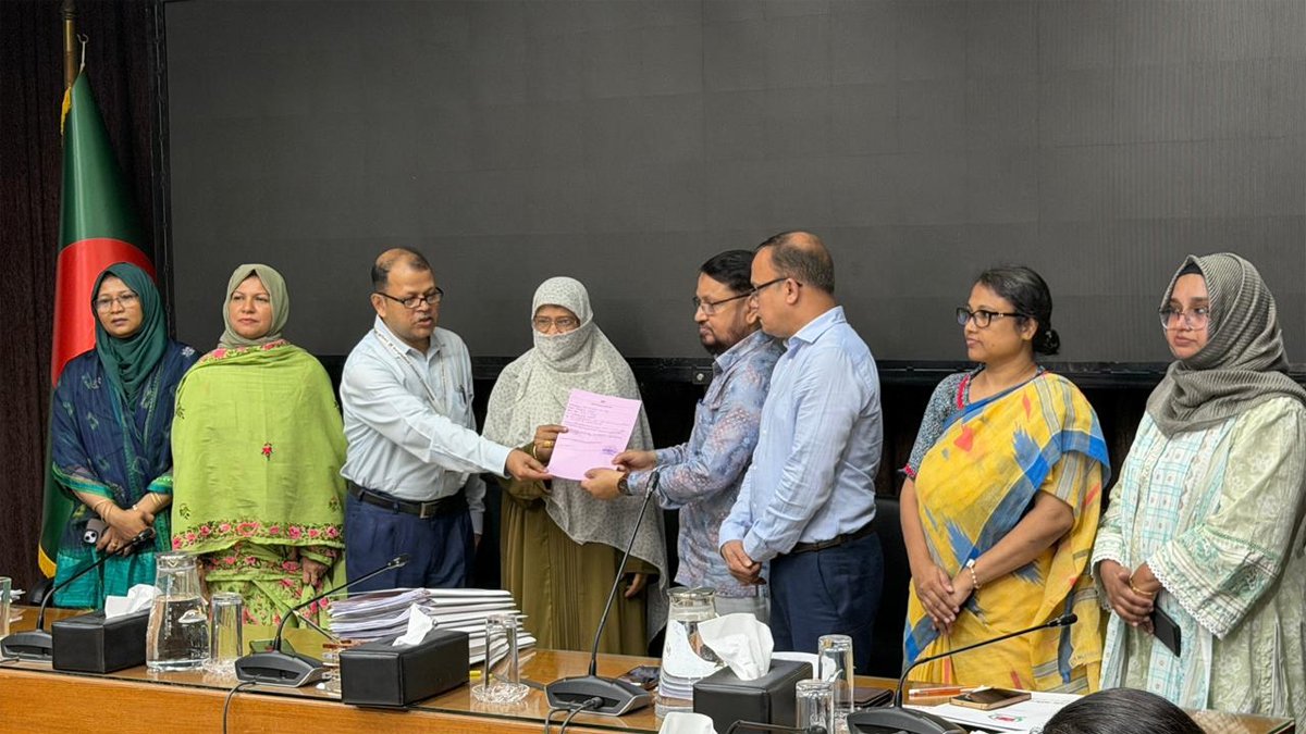 সংরক্ষিত নারী আসনে মনোনয়ন জমা দিল ১১ দলীয় নির্বাচনী ঐক্য
