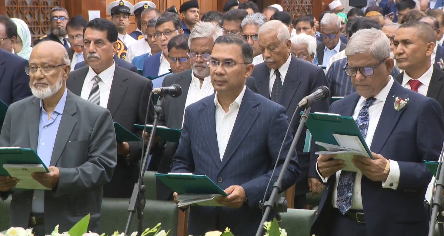 শপথ নিলেন তারেক রহমানসহ বিএনপির নবনির্বাচিত এমপিরা