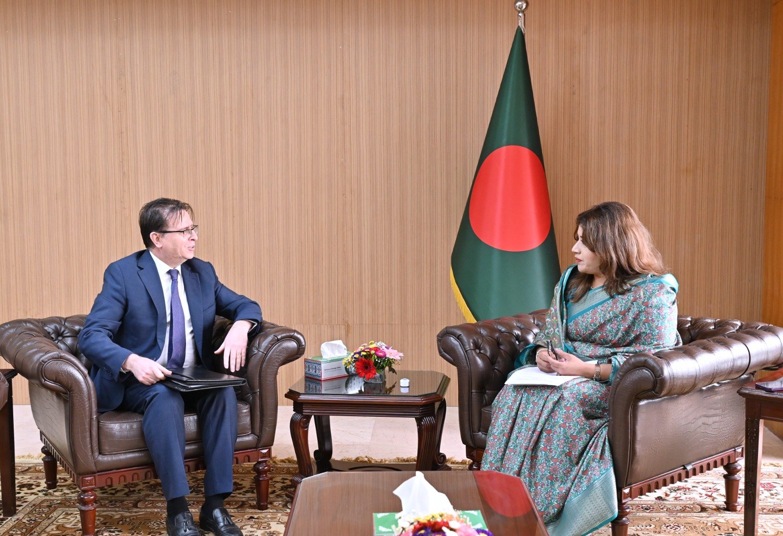 বাংলাদেশ-তুরস্ক সম্পর্ক আরও জোরদারে কাজ করার অঙ্গীকার