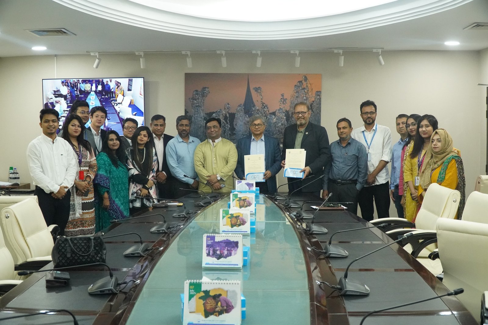 নর্থ সাউথ ইউনিভার্সিটি ও পিকেএসএফ এর মধ্যে সমঝোতা চুক্তি স্বাক্ষর