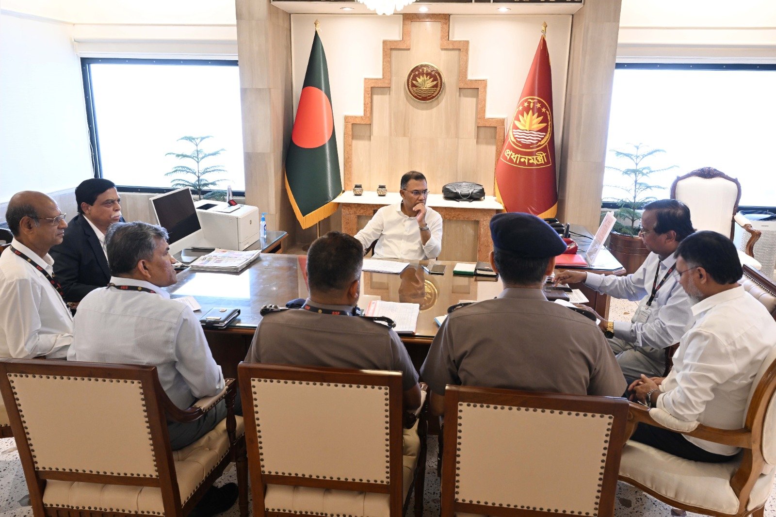 উচ্ছেদ হওয়া হকারদের দ্রুত পুনর্বাসনের নির্দেশ দিয়েছেন প্রধানমন্ত্রী তারেক রহমান