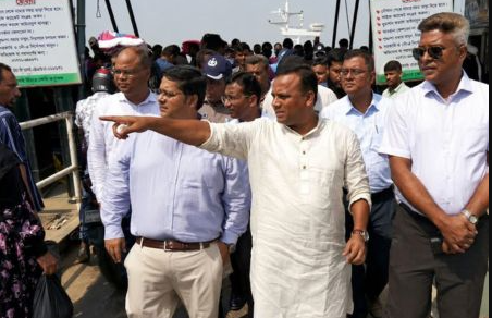 কর্মস্থলে ফেরা যাত্রীদের নিরাপদ যাত্রা নিশ্চিতে ঘাট-বন্দর পরিদর্শনে নৌপরিবহন প্রতিমন্ত্রী